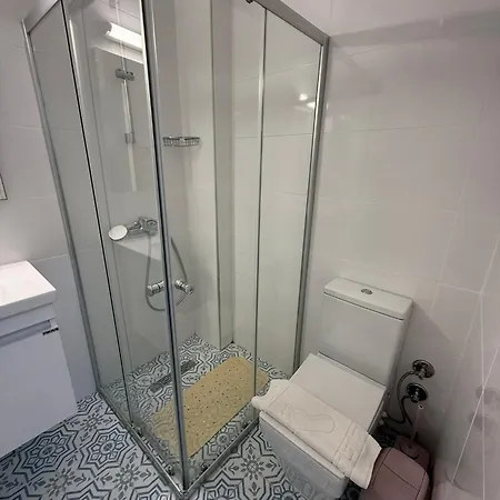 Διαμέρισμα Caesar & -