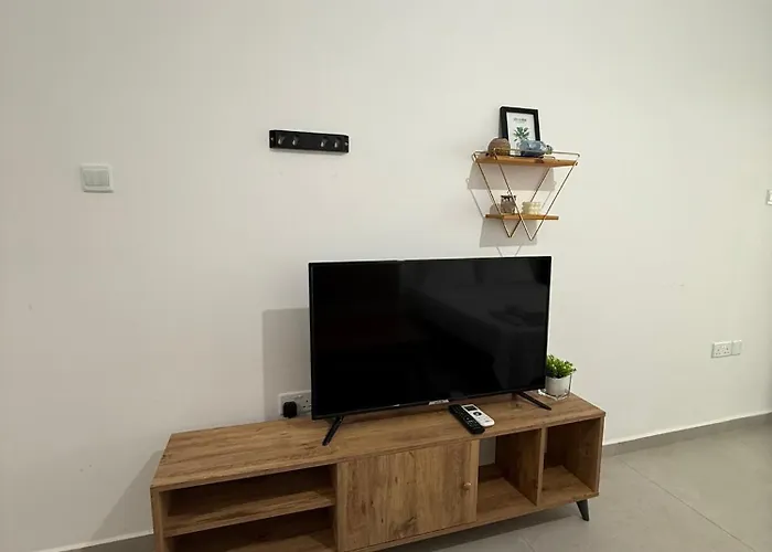 Διαμέρισμα Caesar & -